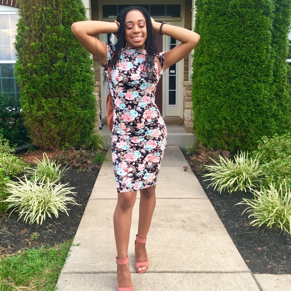 Floral-Print Bodycon Dress